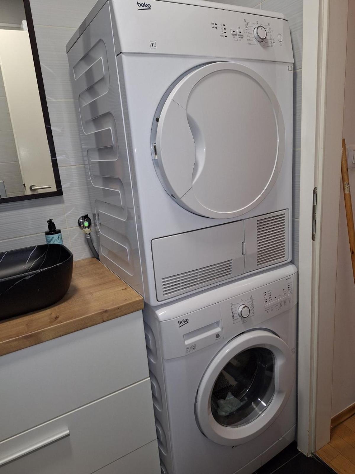 Apartman Lory, Zagreb, Downtown, With Own Parking In The Garage Esterno foto